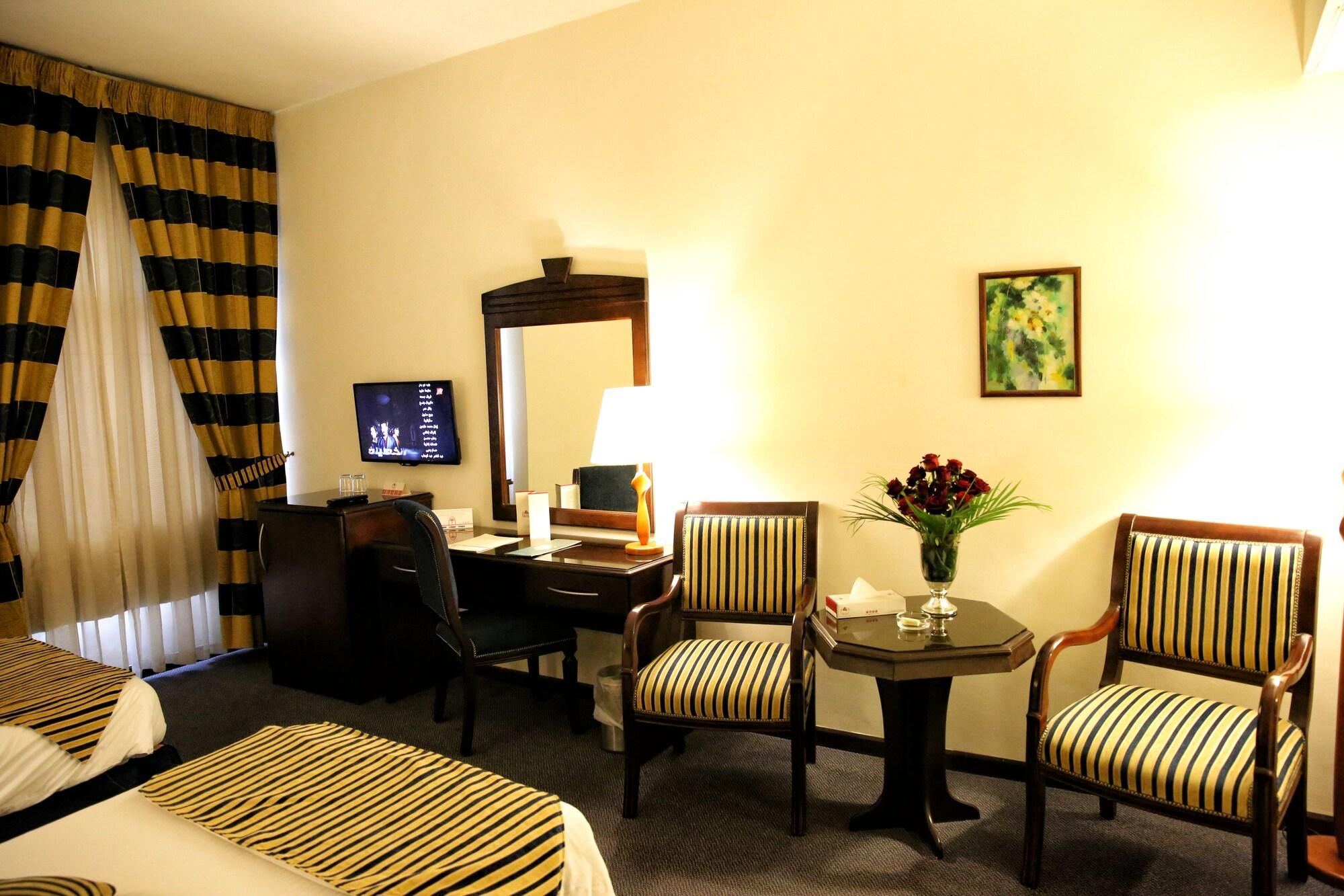 Al Fanar Palace Hotel And Suites Amman Exterior foto