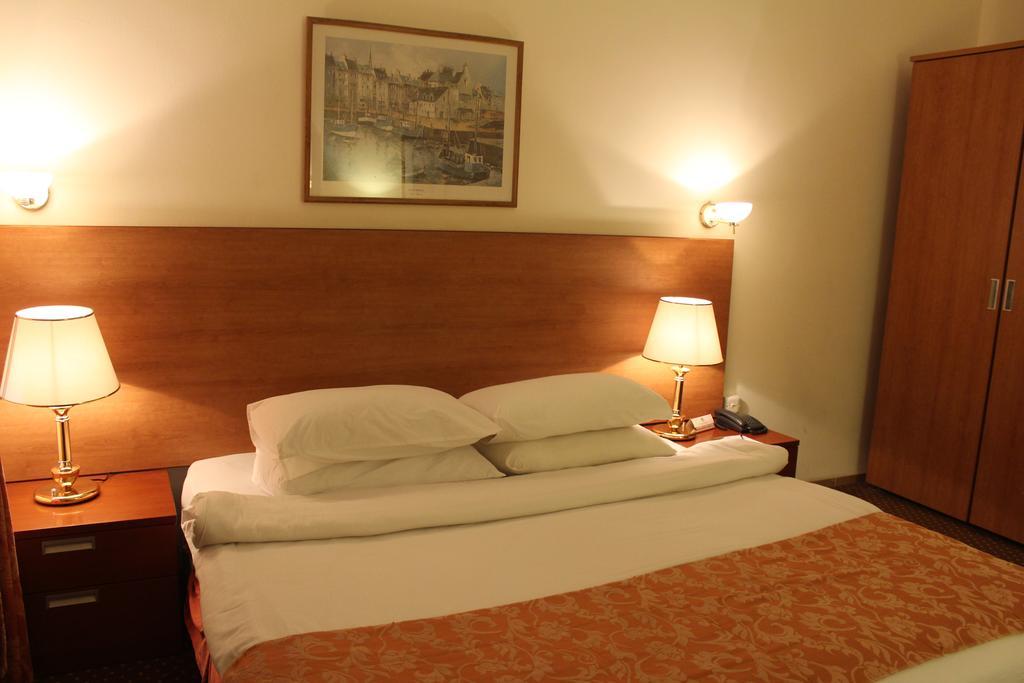 Al Fanar Palace Hotel And Suites Amman Exterior foto