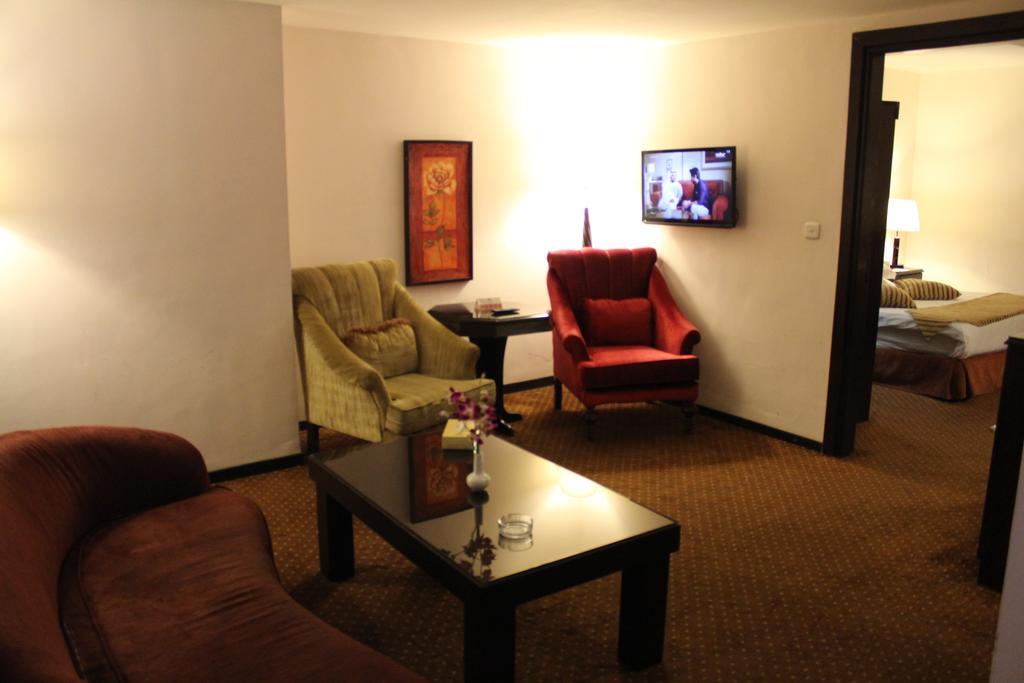 Al Fanar Palace Hotel And Suites Amman Exterior foto